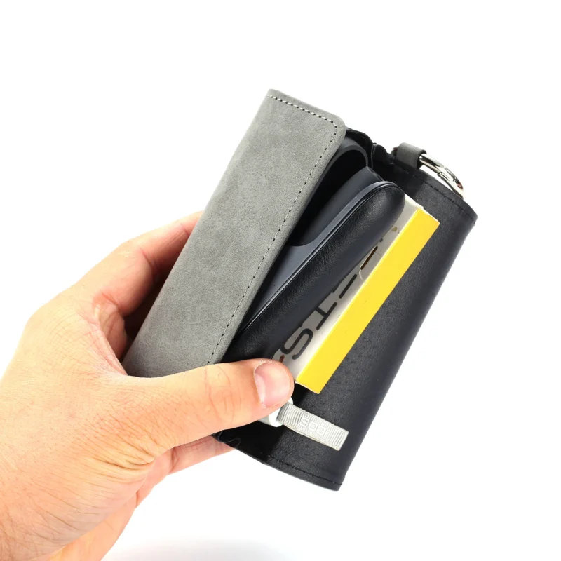 🎞️ IQOS 經典復古系列：全系列通用收納皮套 (日系復古風 × 匠心皮革 × 多功能收納)